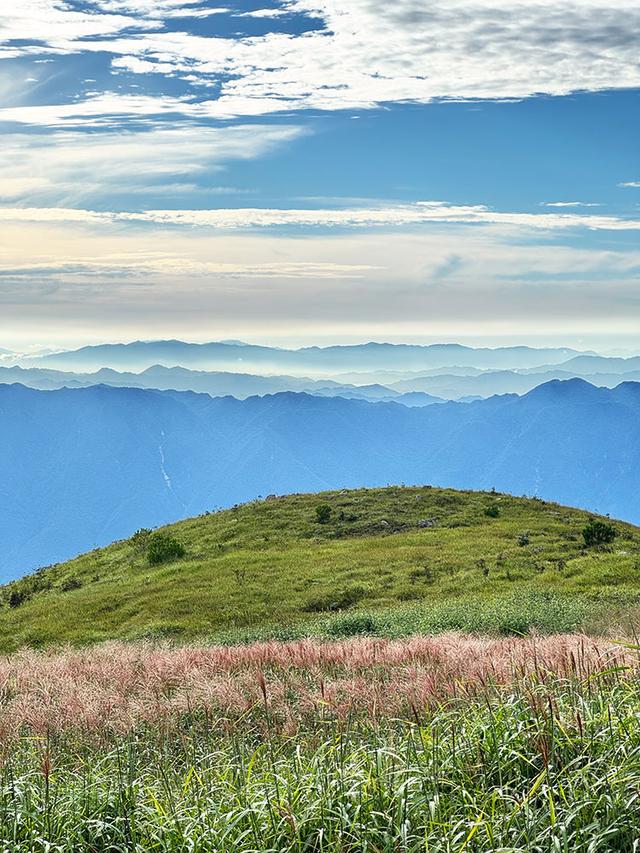 夜爬湖南瑶峰，解锁高山草甸的星空与日出奇观