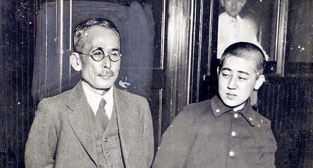 女间谍川岛芳子真实相貌：跟影视中差别太大，图4是玷污她的养父