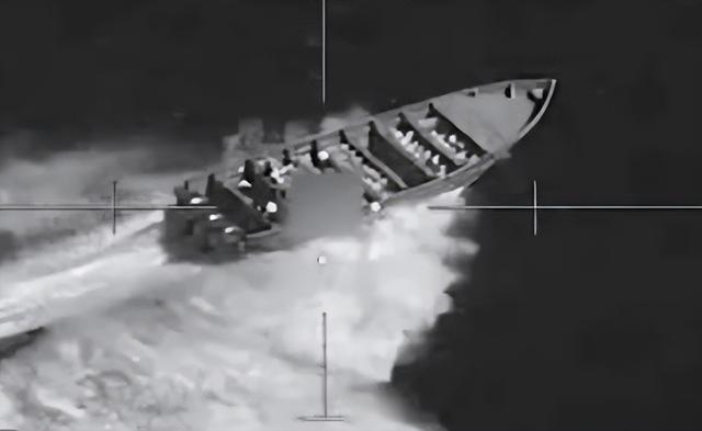 又打起来了？美军深夜开火，特朗普开始下令	，拜登默克尔重出江湖