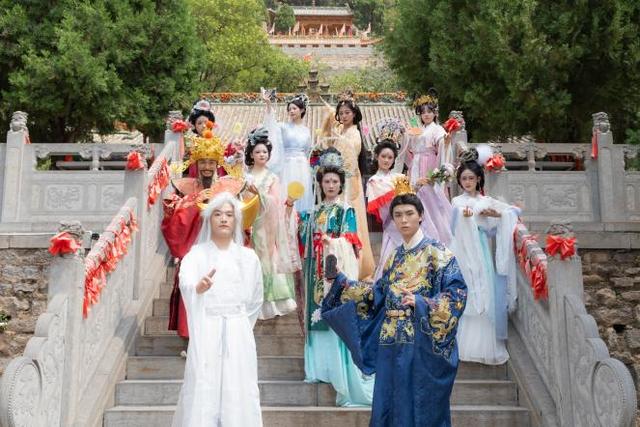 山西乡宁县云丘山景区：文旅融合绘就双节盛宴
