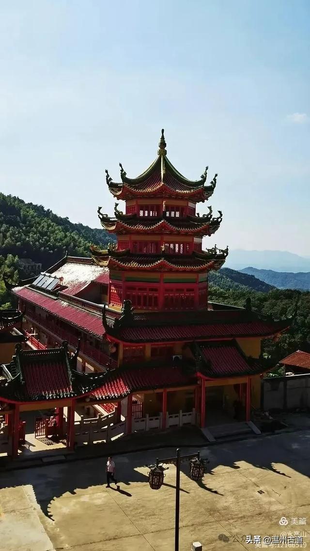 被誉为“江南小布达拉宫”!探秘浙江最大最土豪的寺院!