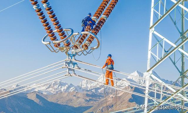 金上—湖北特高压工程海拔最高塔位完成复验