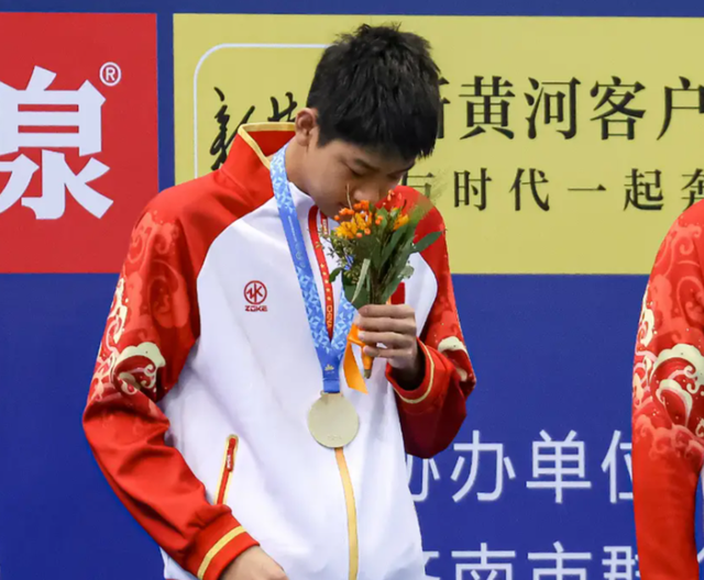 孙杨没想到，这次央视专访，张展硕因一句话让自己实现口碑暴增