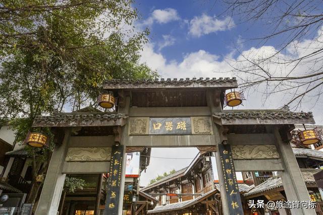 魔幻重庆不迷路，重庆不是导航逛透的，导航管方向，老重庆管细节