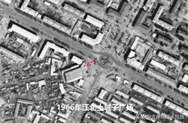 吉林市土城子广场曾有一座江北工人文化馆