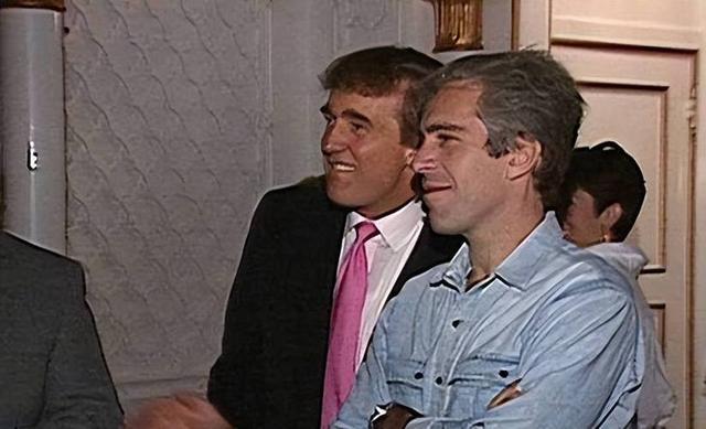 英国王室颜面尽失！安德鲁王子管不住下半身，和上千名女性有染