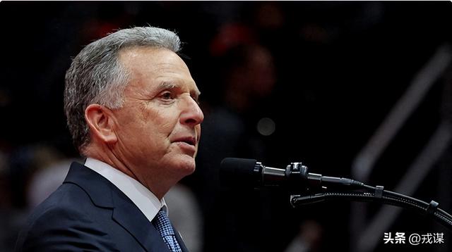 美俄迈阿密密谋和谈，乌克兰领土换和平！泽连斯基敢掀桌子吗？