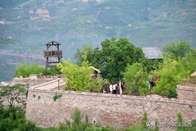 陕西最不起眼的小城！藏着全国罕见的奇观，火车直达零门票