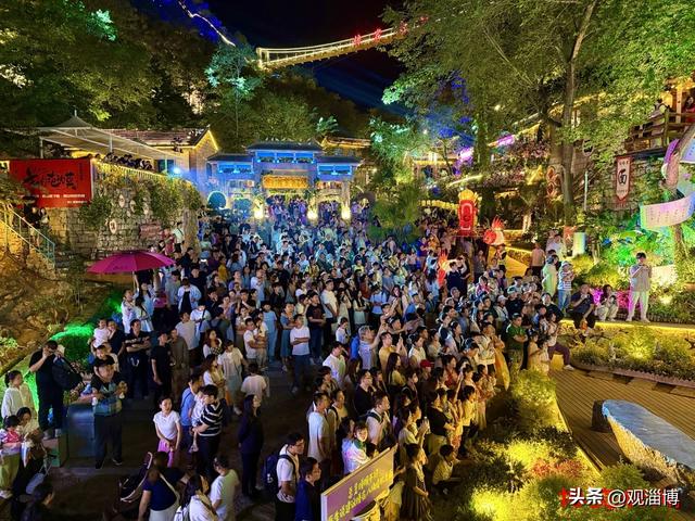 “拼在2025”年终特稿丨流量深耕烟火长红