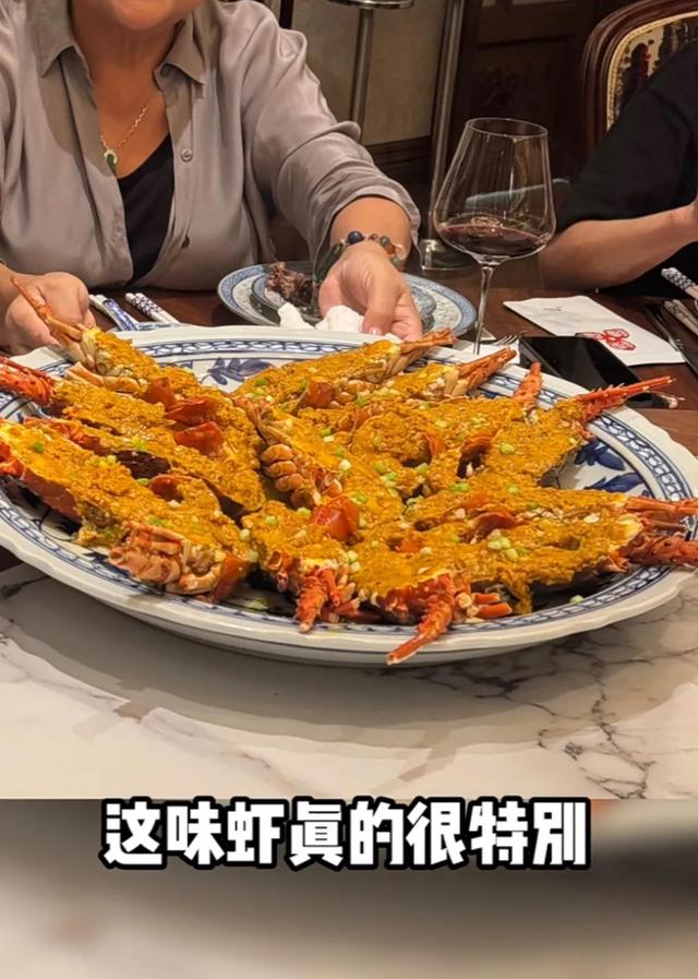 一众港星组团回内地吃陈皮宴，花费超50000元，直呼好特别好美味