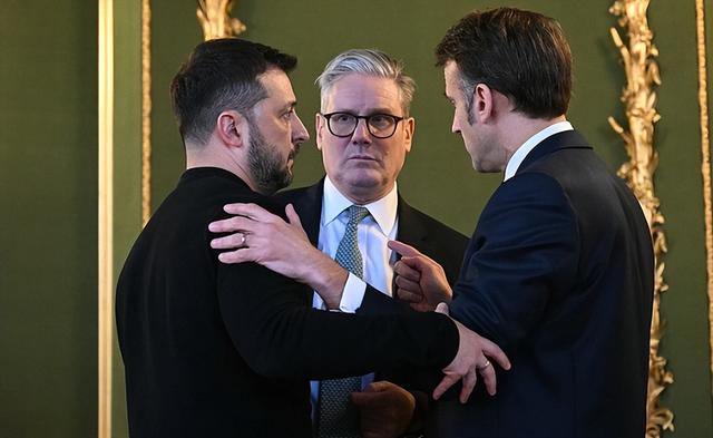 普京会惊慌吗？美国军舰“压境	”，或即将抵达俄罗斯前线？