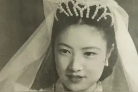 从洁癖大小姐到“厨娘”，名媛街头卖油条，赚得百万家业图片