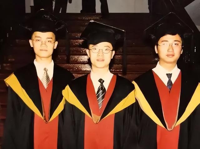 开学季特辑 | 清华的619宿舍，美团王兴的“恰同学少年”