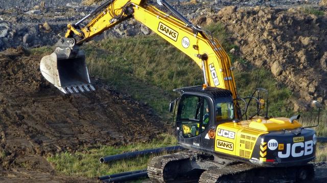 中日关系冰封！高市早苗闯下大祸	，日GDP要跌0.43%？局势愈发严峻