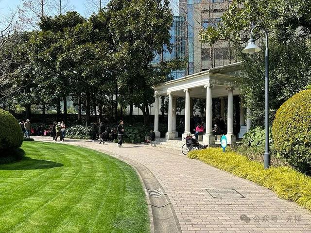 陪伴上海人70多年的“老友”要闭关升级了！这段历史头回听说？未来长啥样提前看！