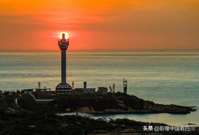 海南文昌：木兰灯塔落日美景