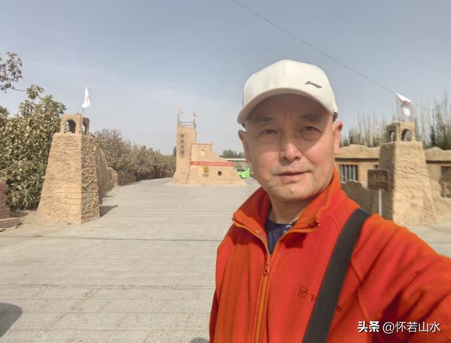 2025环南疆沙漠铁路背包自由行日记(3)---新藏公路零起点叶城打卡