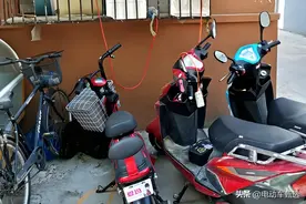 明知道电动车拉线充电危险，为什么屡禁不止？行内人算笔账就清楚图片