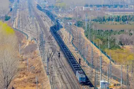 中印铁路货运能力比较：印度年货运量近16亿吨，中国多少？图片