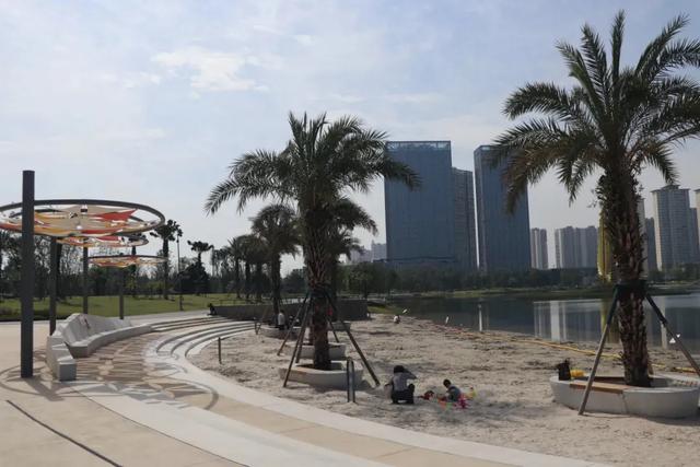 秋假遛娃指南！郫都这些宝藏公园，承包亲子惬意时光