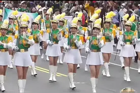 你喜欢哪个？都是学生，清华校庆巡游无精打采，湾湾学妹活力满满图片