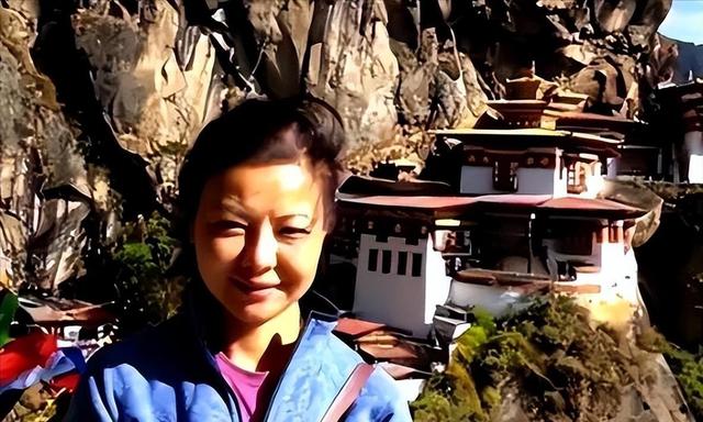 北京大姐爱上小19岁僧人，豪掷500万盖寺庙，11年了过得怎么样？