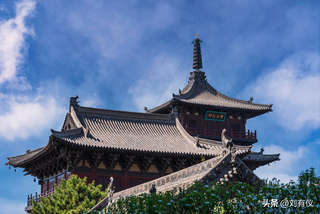 我在大同待了三天两晚，吃了10碗刀削面，看了数不过来的文物古迹