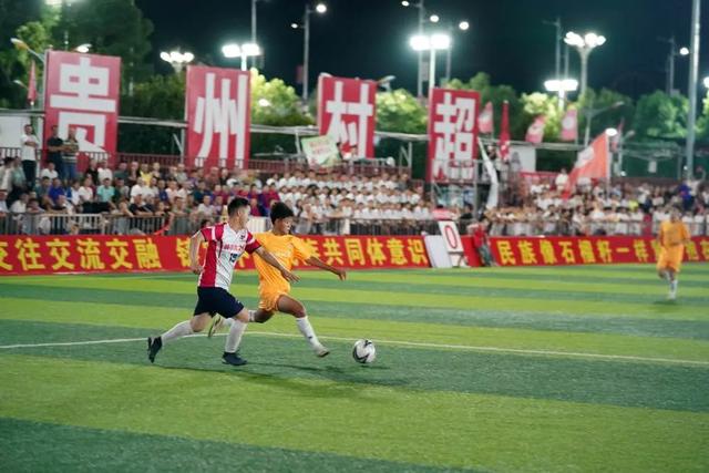 乡游黔中 · 榕江县 乐乡村丨古榕河滩枕夏梦,侗歌唤醒寨蒿河