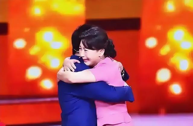 孙涛崩溃大哭发声，不到24小时	，荒唐一幕出现，闫学晶把他害惨了