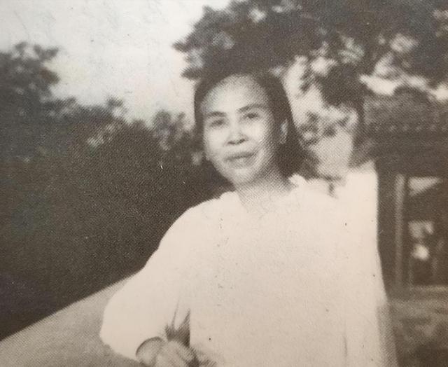 如果贺子珍没有负气出走苏联，凭她资历，某方面说可能会改变历史