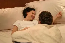 女人遇见了真爱，这3个“生理反应”很明显图片
