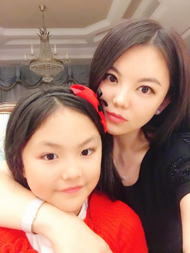 王岳伦也没想到，李湘捧在手心的女儿王诗龄，竟给她惹了个大麻烦