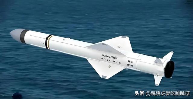 中美一旦开战，美军将全面轰炸中国？基辛格曾称：中美正走向悬崖