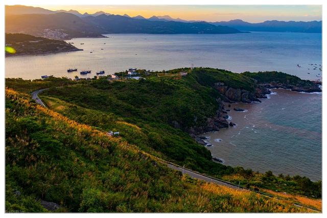 赏秋自驾，10月-11月适合去的7条自驾线路，风光多样，秋景宜人