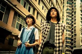 在电影《少年的你》中，符号的隐喻传递了怎样的情感？图片