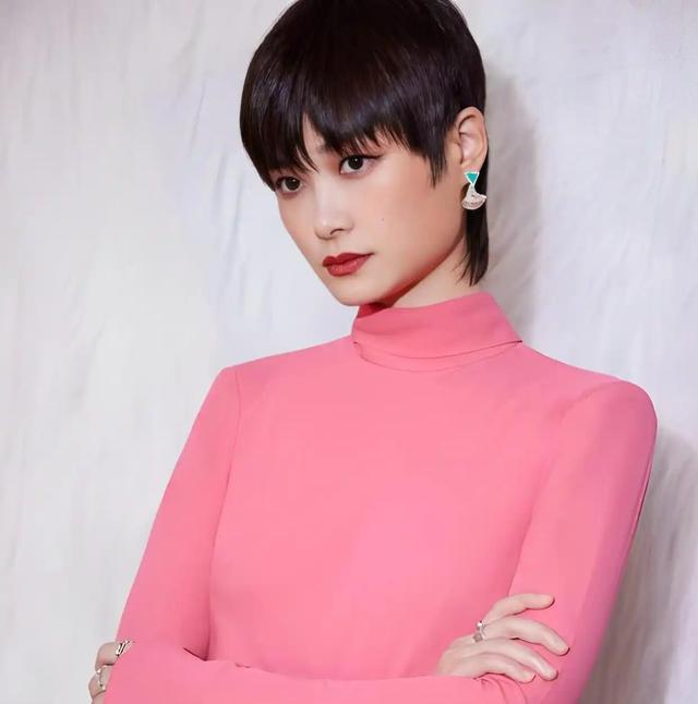 身价上亿有什么用？37岁患“不死癌症”的李宇春，给所有人提了醒