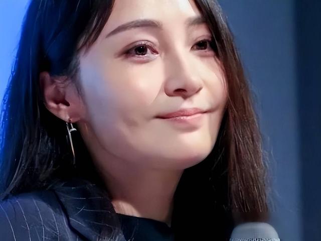 从“万人捧”到“万人嫌”，4位声誉一落千丈的女星，到底冤不冤