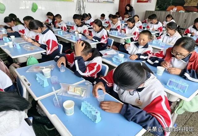 山海相连 生态筑梦—福建省科技馆赴藏参加2025年现代科技馆体系联合行动“生态文明‘行动派’”主题科普活动