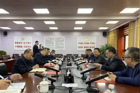 甘肃铁投、兰州局合力推进重大铁路项目建设图片