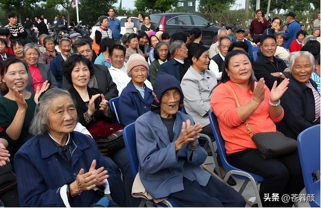 中国将迎来前所未有的死亡高峰，专家得出答案：是这些因素导致的