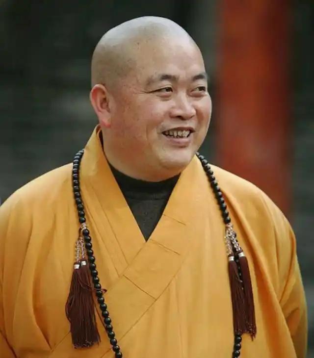 偷鸡不成蚀把米，本想替释永信说点公道话，自己先被扒了个底朝天