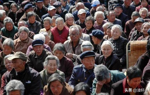 中国将迎来死亡高峰？22年去世1041万人，23年1110万人，去年呢？