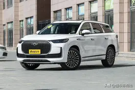 新车丨至高可省3.5万元 终身免费基础流量 奇瑞瑞虎9推出新购车政策图片