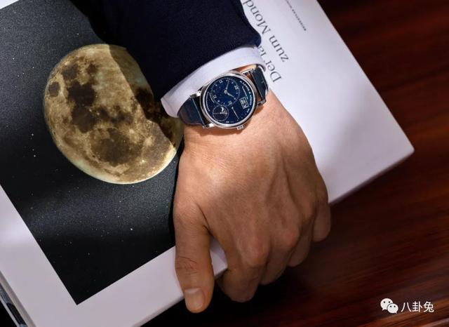 30����һ����λ���¹����ľ��仹������