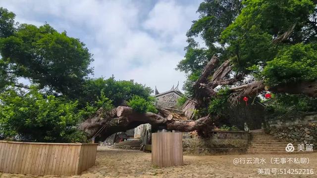 彩色旅图|光影里的霞浦:馒头山、下尾岛,半月里的畲族小姑娘