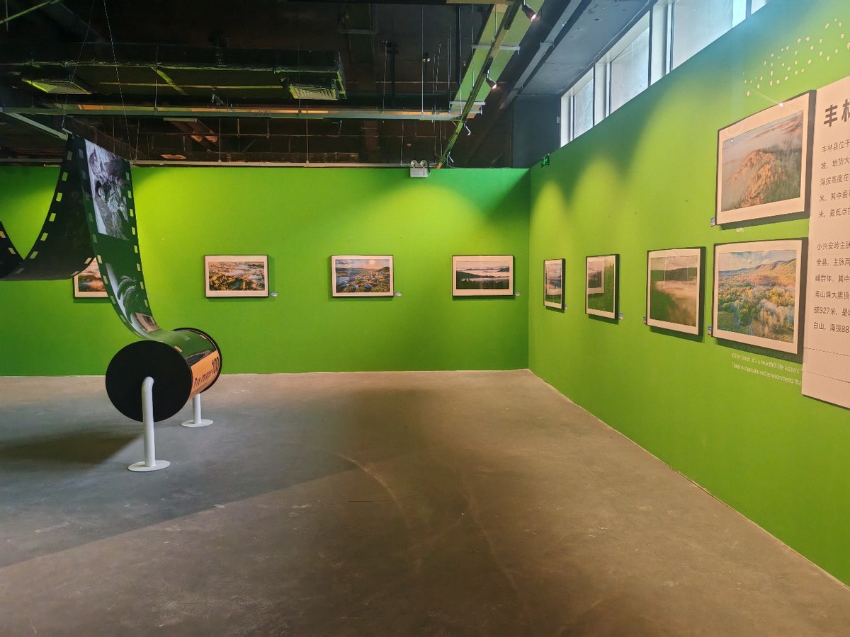 北国风光 邂逅鹏城——“大美伊春·魅力丰林”四季风光摄影作品展登陆深圳(图4) 北国风光 邂逅鹏城——“大美伊春·魅力丰林”四季风光摄影作品展登陆深圳(图4)