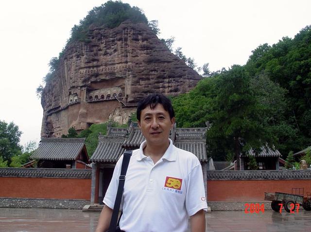 甘肃旅游：两访四大石窟之一的麦积山（图）