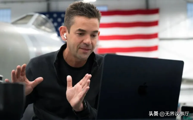 SpaceX 月球合同面临竞争，马斯克怒怼达菲笨蛋，NASA 权力博弈浮现
