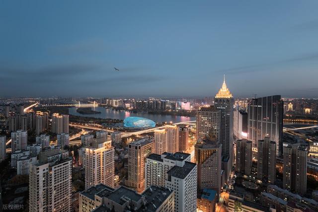 继大连之后，辽宁省又一“黑马城市”要起飞，比鞍山更有底蕴