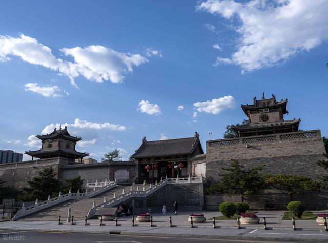 刚从山西回来，发现一个冷门的避暑城市，人少凉快又有好看的风景